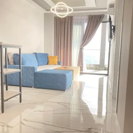 Candi Luxury * Неос-Мармарас