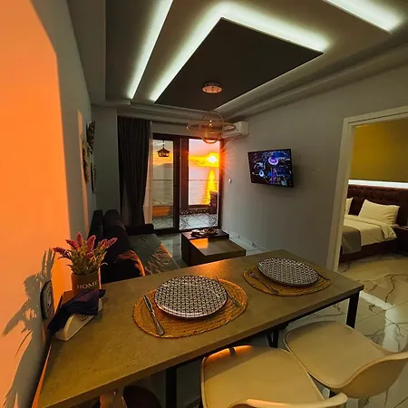 Candi Luxury * נאוס מרמרס