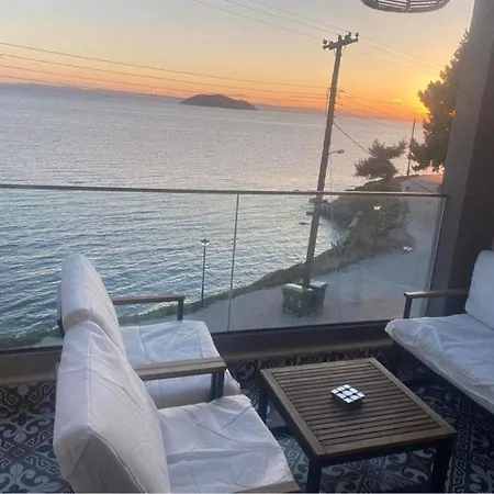 Apartment Candi Luxury Neos Marmaras