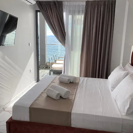 Apartment Candi Luxury Neos Marmaras